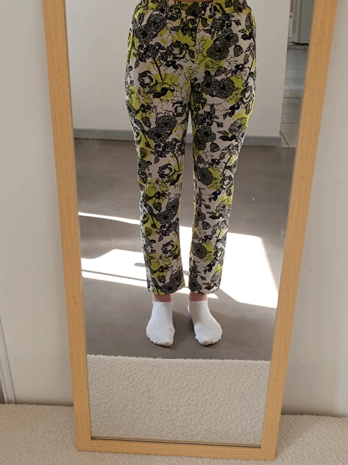 pantalon – GUESS – taille M / 38 / 10