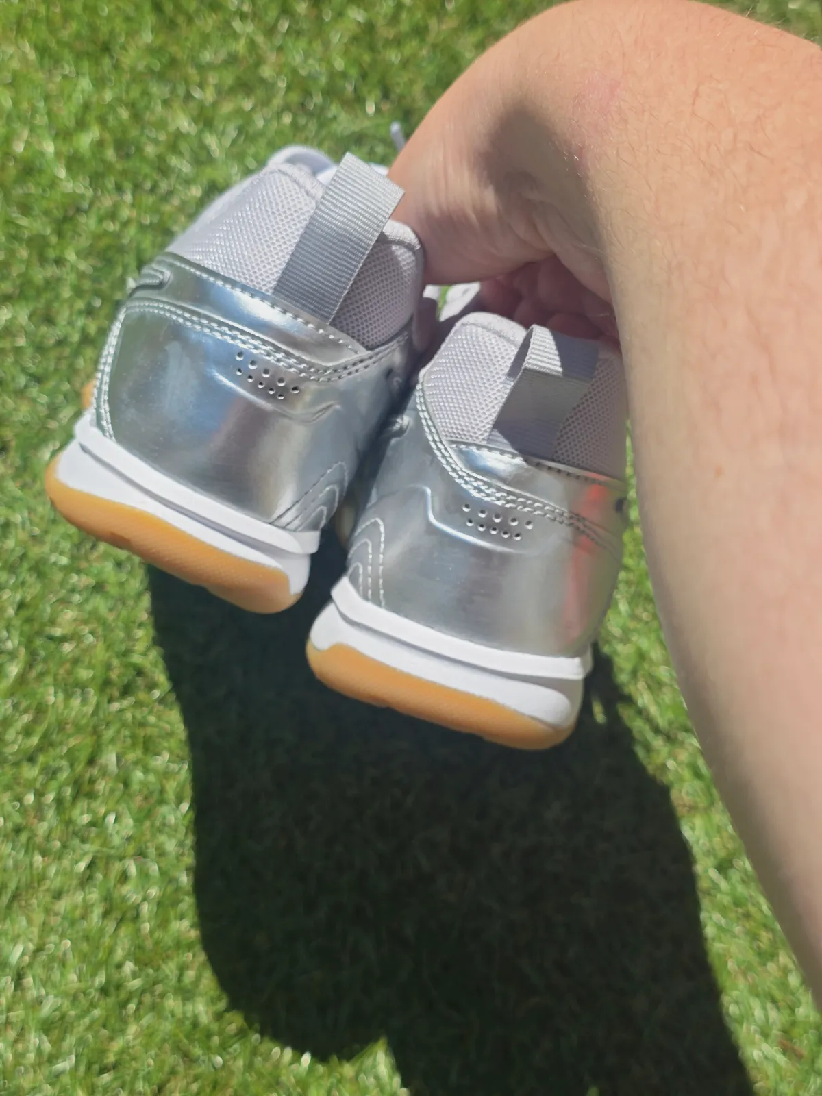 Nike Gato LV8 Metallic Silver Sneakers Size 36 – Nike – taille UK 4 7