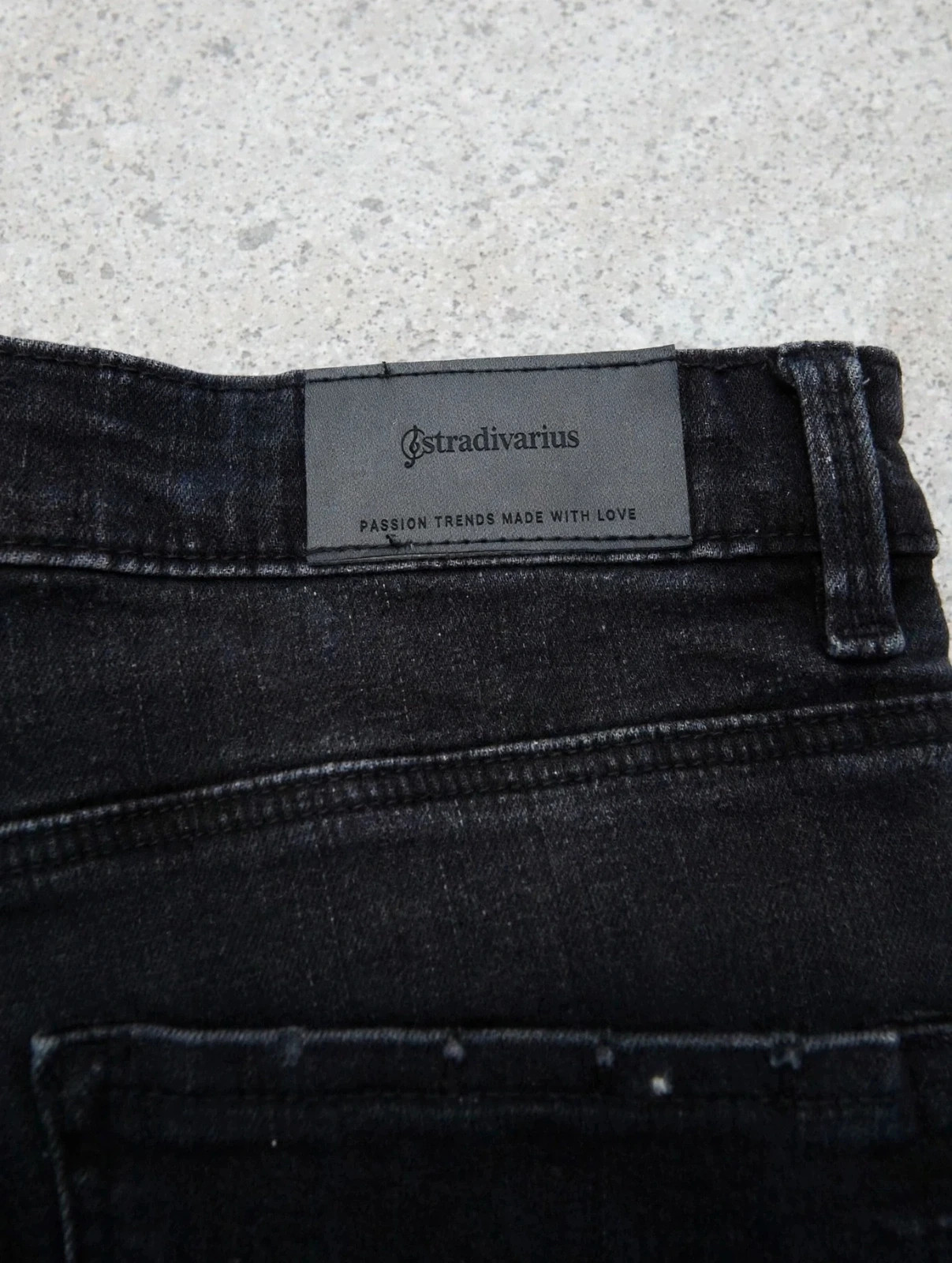 Vaqueros negros skinny Stradivarius talla 36 – Stradivarius – taille S / 36 / 8 3