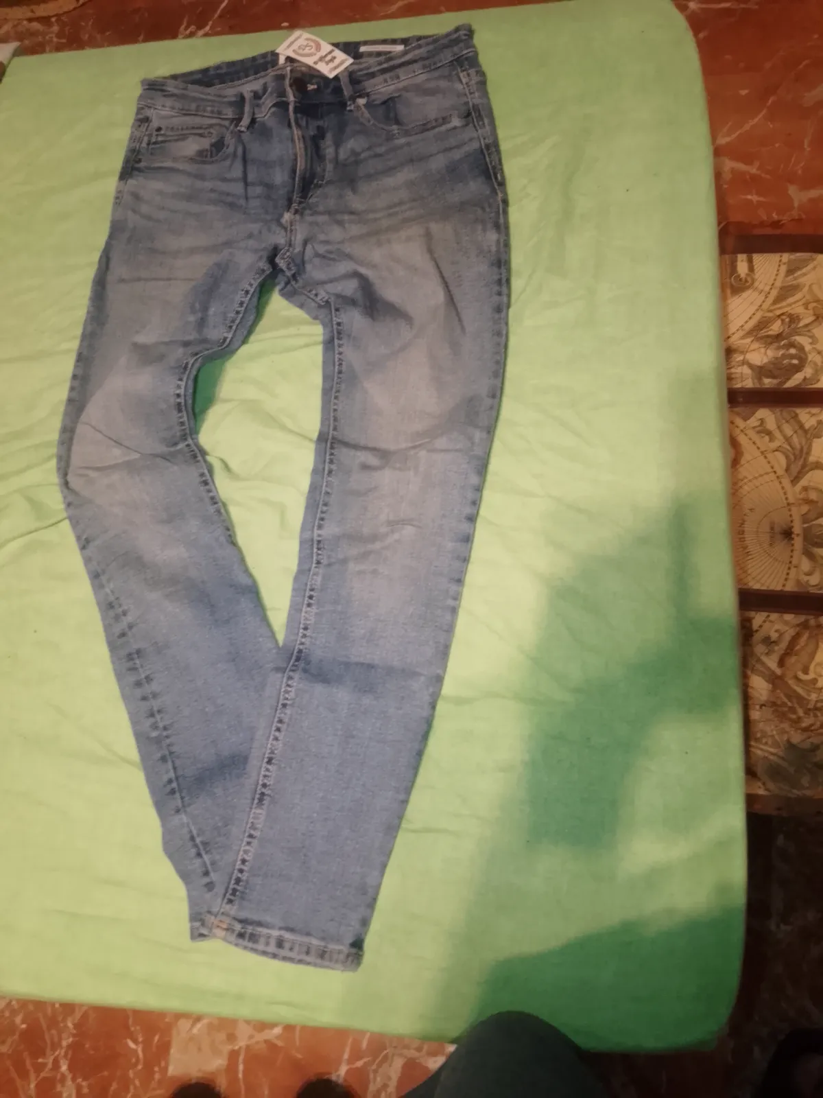 Vaqueros  – Pull & Bear – taille 40 4