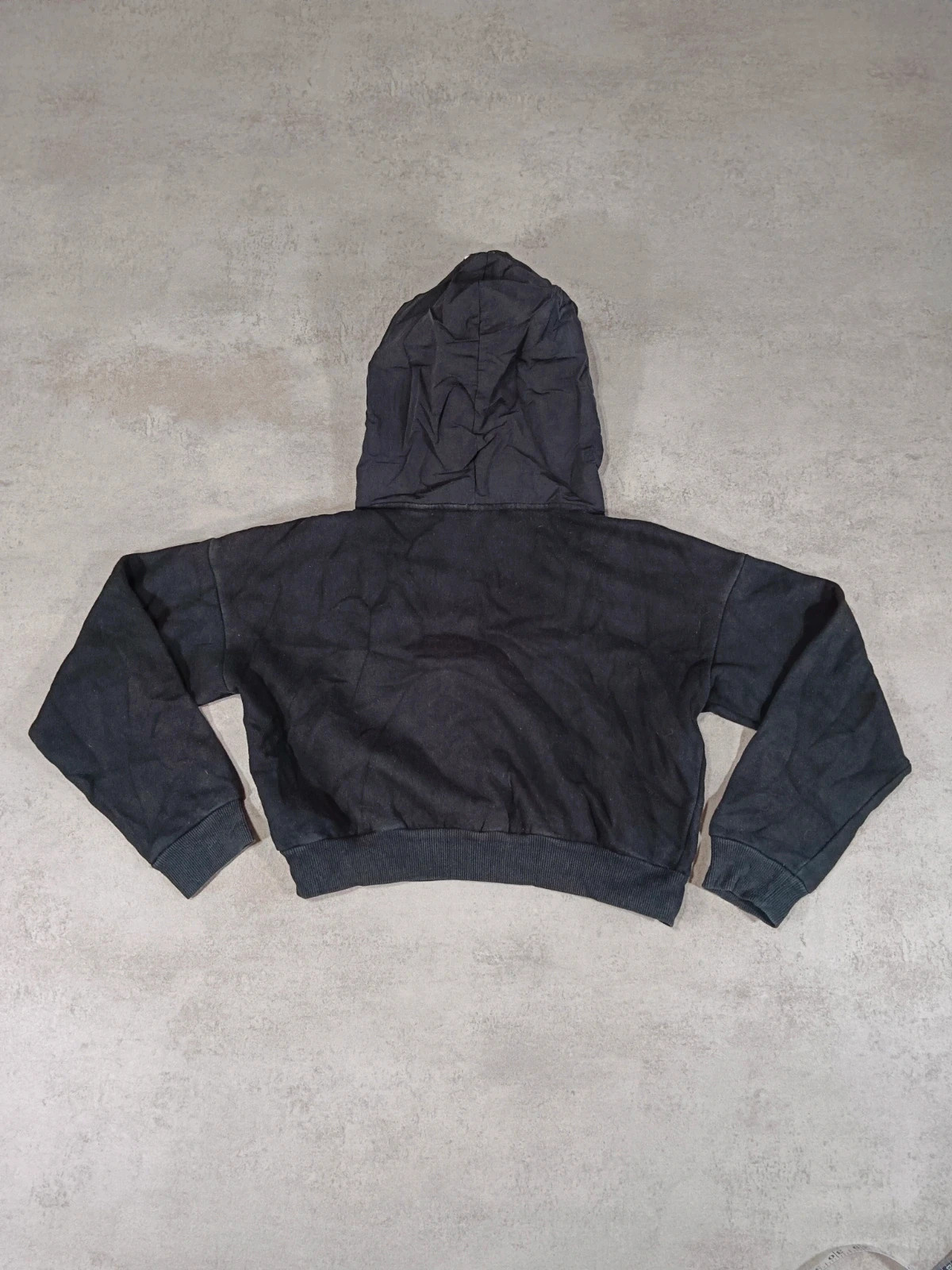 Fila - Hooded Cropped Sweatshirt Black - Big White Pink Logo - Size S/10 – FILA – taille S / 36 / 8 5