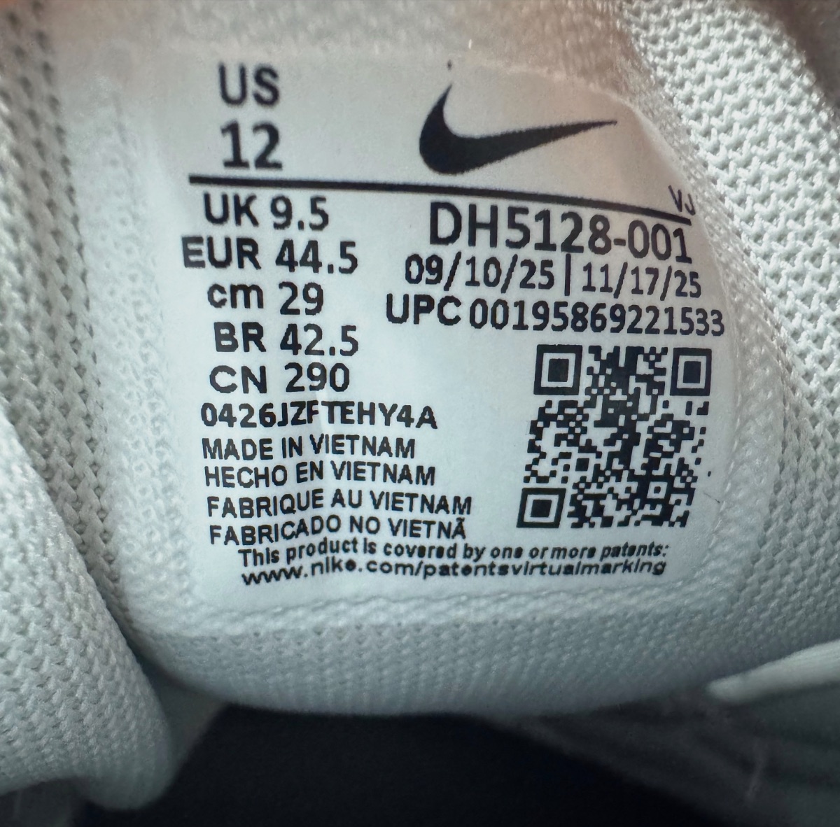 Baskets Nike Air Max Bliss grises et violines T 44.5 – Nike – taille EU 44 7
