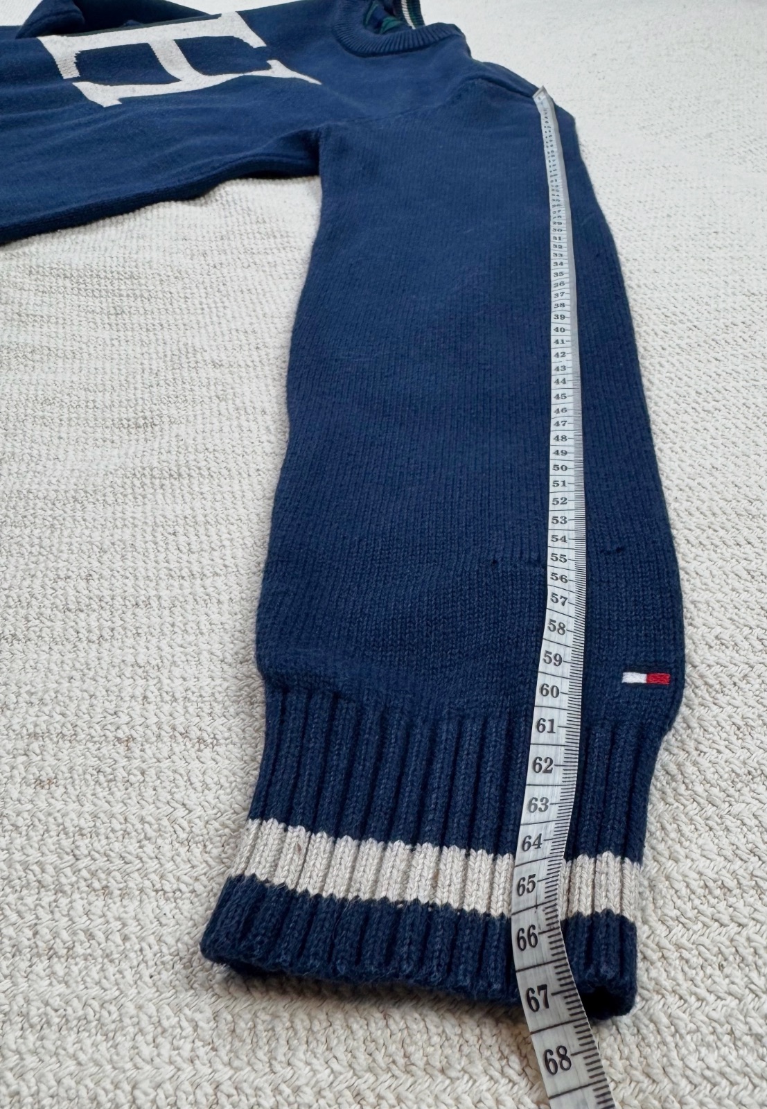 Pull bleu marine Tommy Hilfiger à grand H taille M  – Tommy Hilfiger – taille M 6