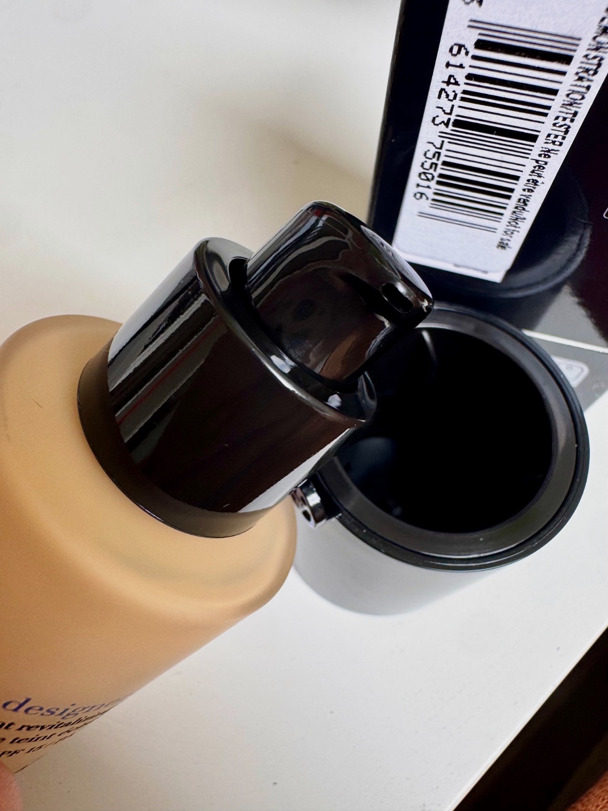 Fond de teint Giorgio Armani Designer Glow teinte 3 30 ml – Giorgio Armani 3