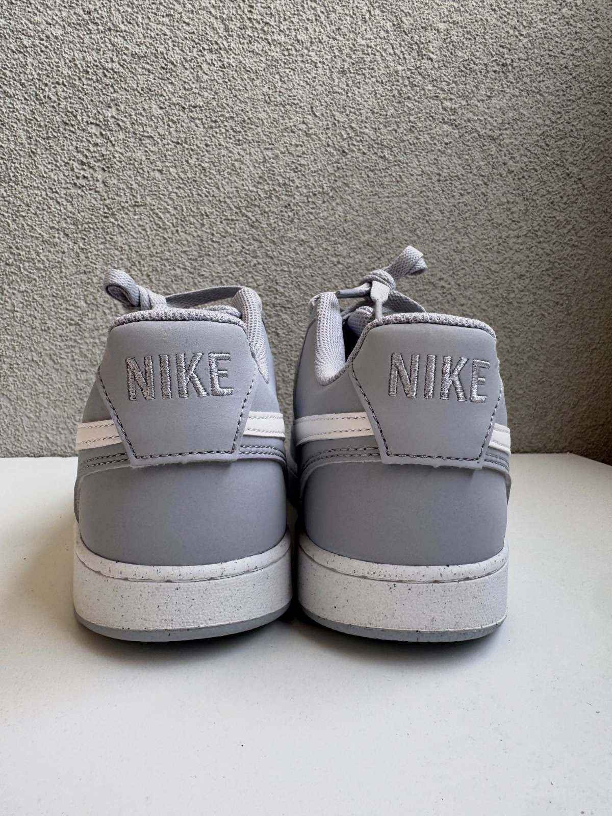 Nike Court Vision Low gris & blanc – Mixte – T.44 – Sneakers / Baskets – Nike – taille EU 44 5