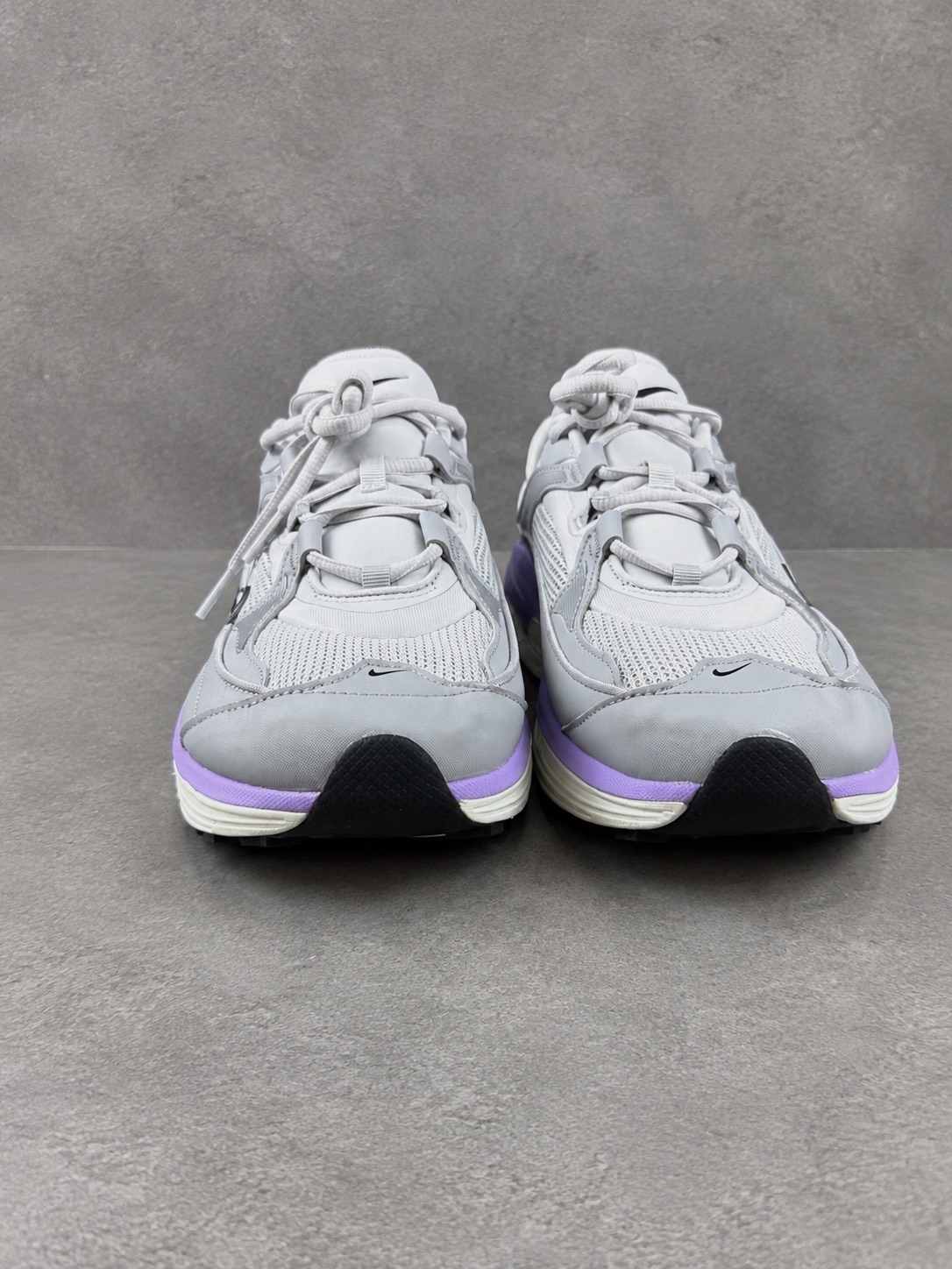 Baskets Nike Air Max Bliss grises et violines T 44.5 – Nike – taille EU 44 3