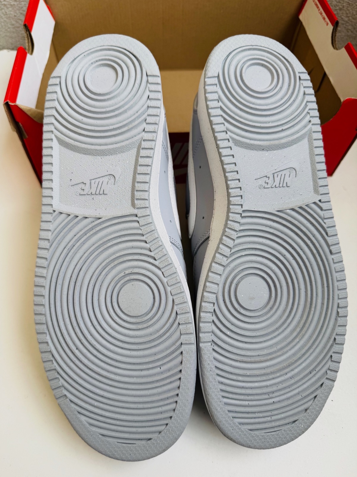 Nike Court Vision Low gris & blanc – Mixte – T.44 – Sneakers / Baskets – Nike – taille EU 44 8
