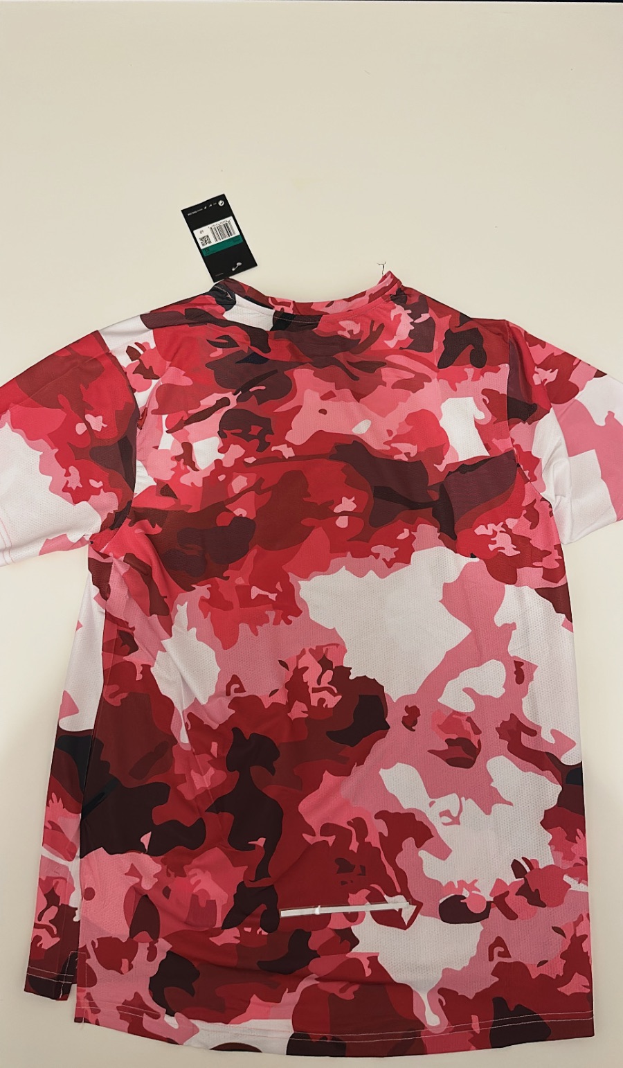 T-shirt de sport Nike Dri-FIT Camouflage Rose - Neuf avec étiquette – Nike – taille L 3