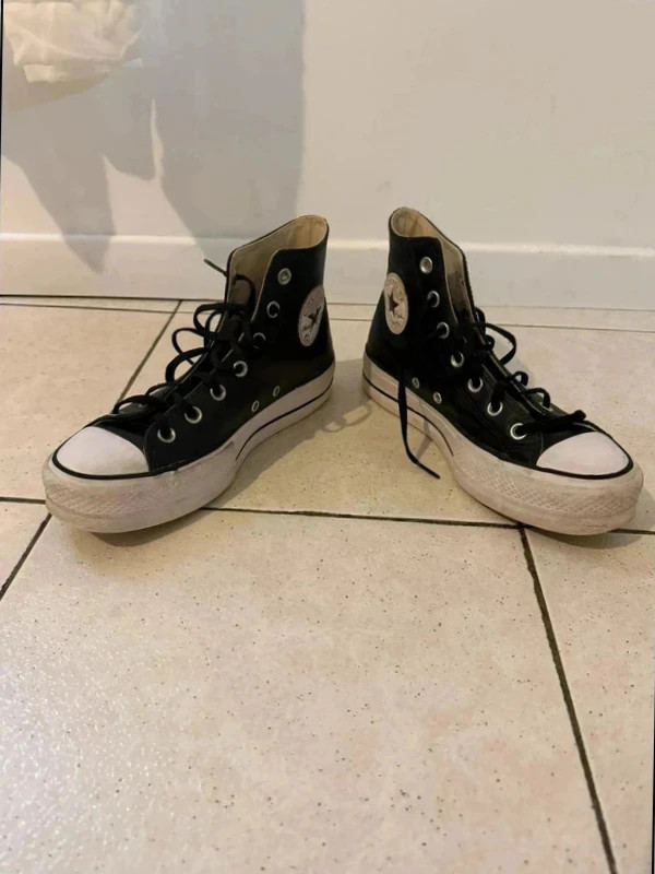 Converse cuir plateforme