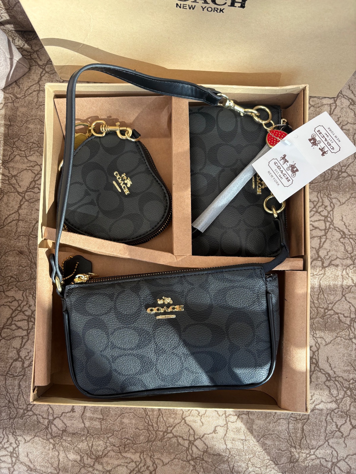 Coach ensemble porte-monnaie et pochette noirs 3