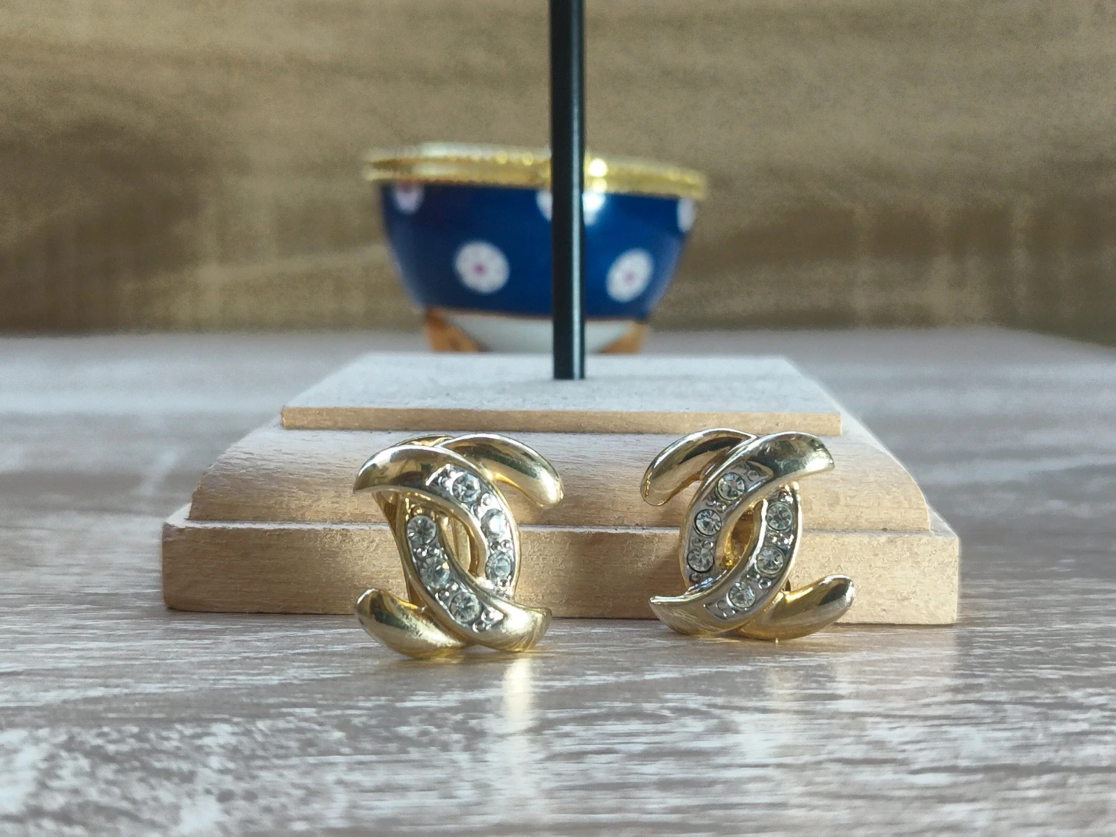 Boucles d'oreilles doré vintage – Vintage 2