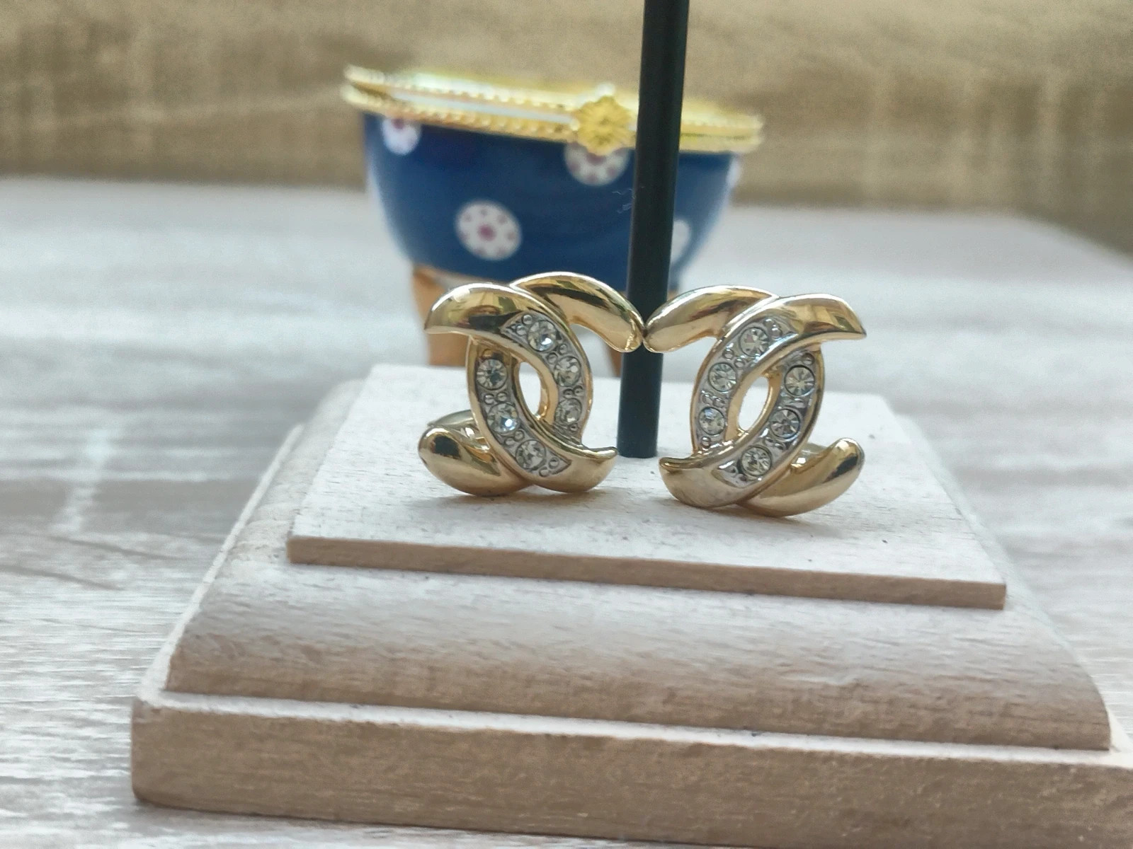 Boucles d'oreilles doré vintage – Vintage 4
