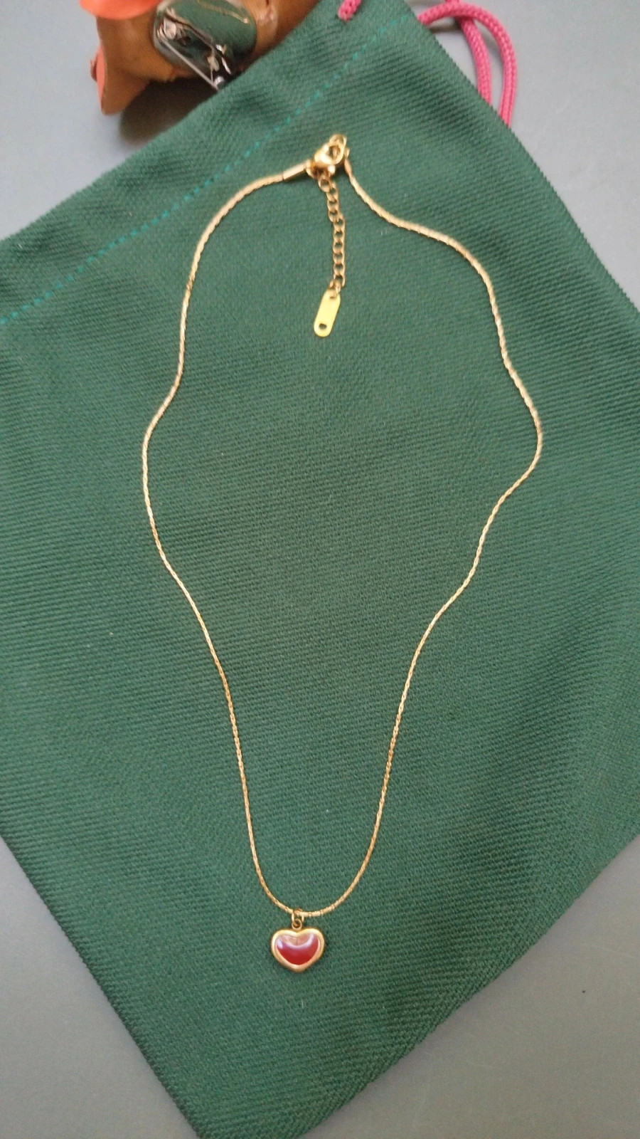 Collier pendentif coeur vintage plaqué or 18 k
