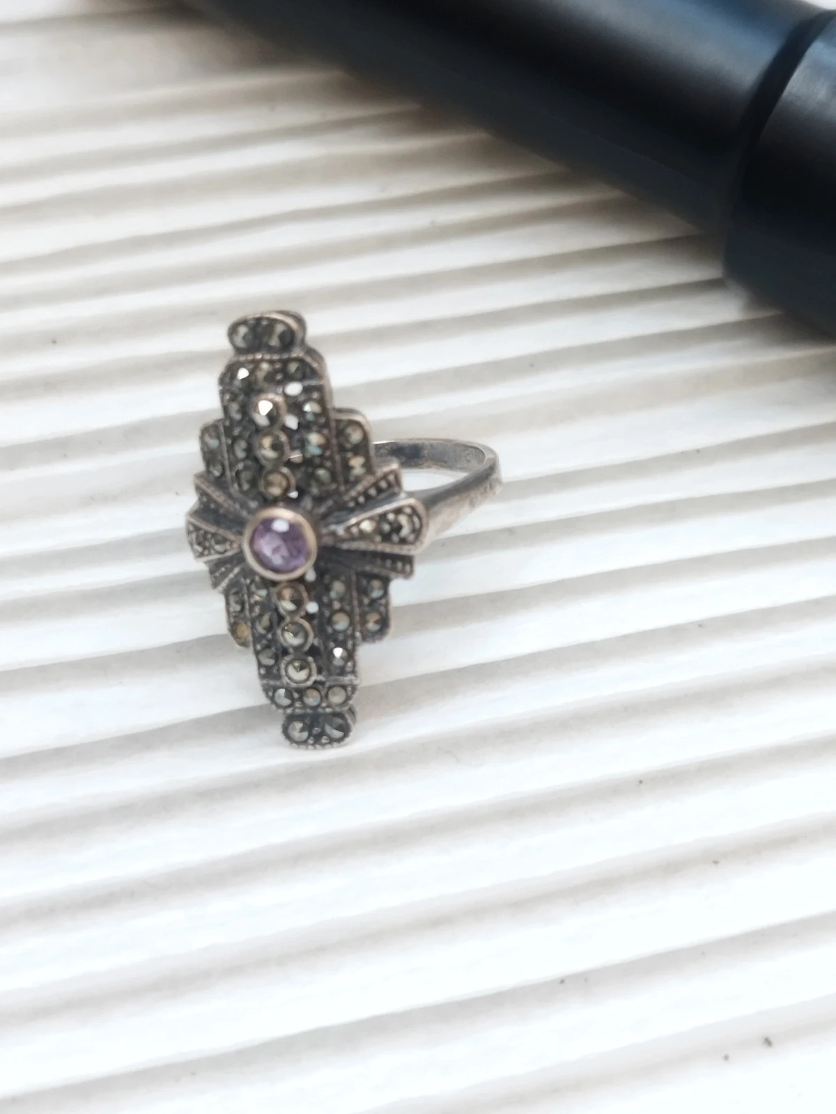 Bague art déco argent 925 et marcassites – La metrop – taille 18,1 mm 4