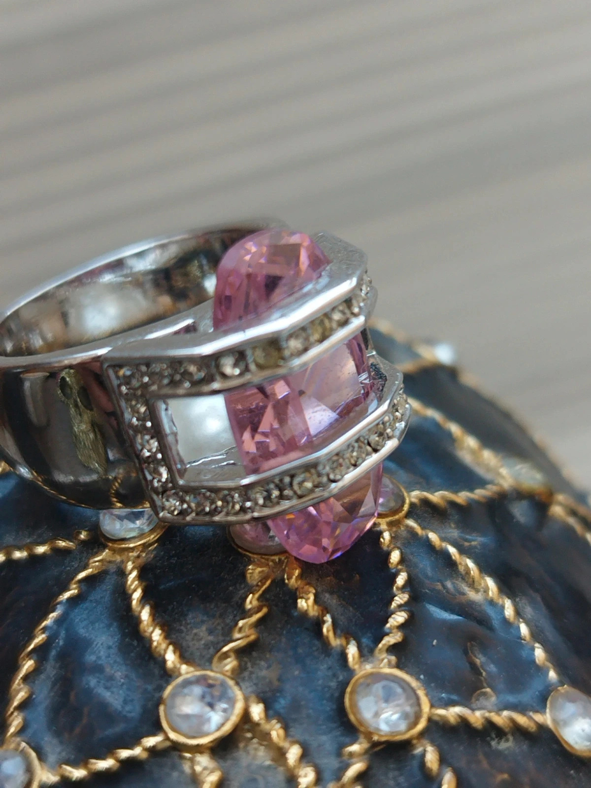 bague vintage en métal argenté et ornée de cabochons en oxyde de zirconium et strass – Vintage – taille 18,1 mm 5