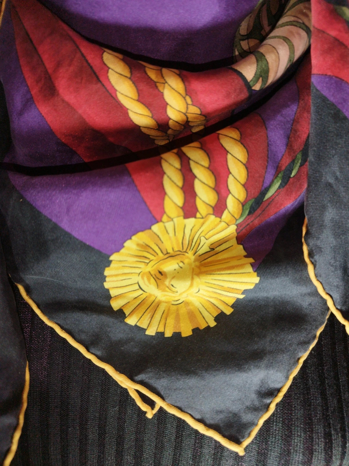 Carré de soie Canova – Claudia Canova 4