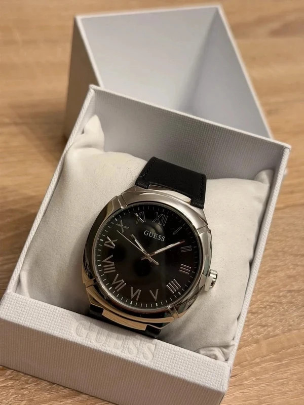 Montre guess neuve