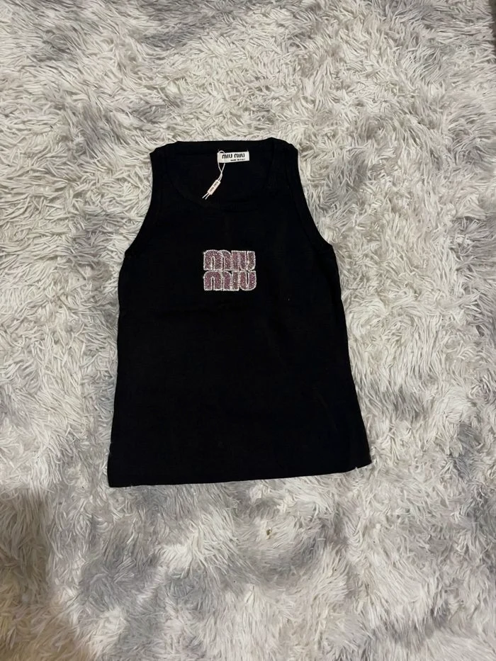 Débardeur Miu Miu noir avec logo strass
