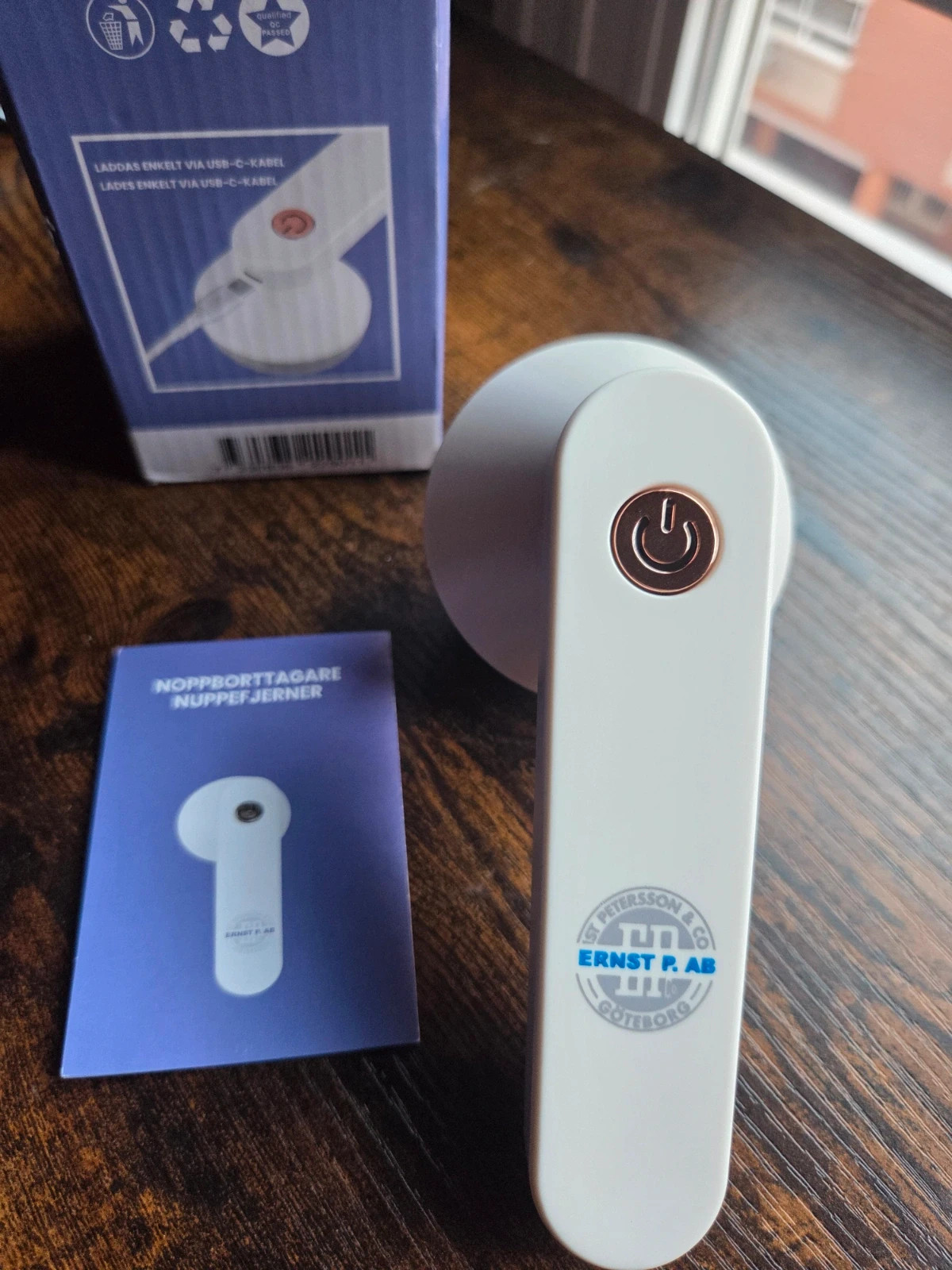 Quitapelusas eléctrico recargable USB-C (Nuevo en caja) – Ernst P. AB Göteborg 2