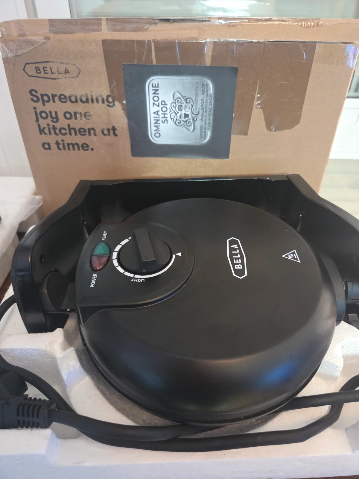 Gofrera giratoria BELLA Rotating Waffle Maker - En caja con accesorios – Bella 3