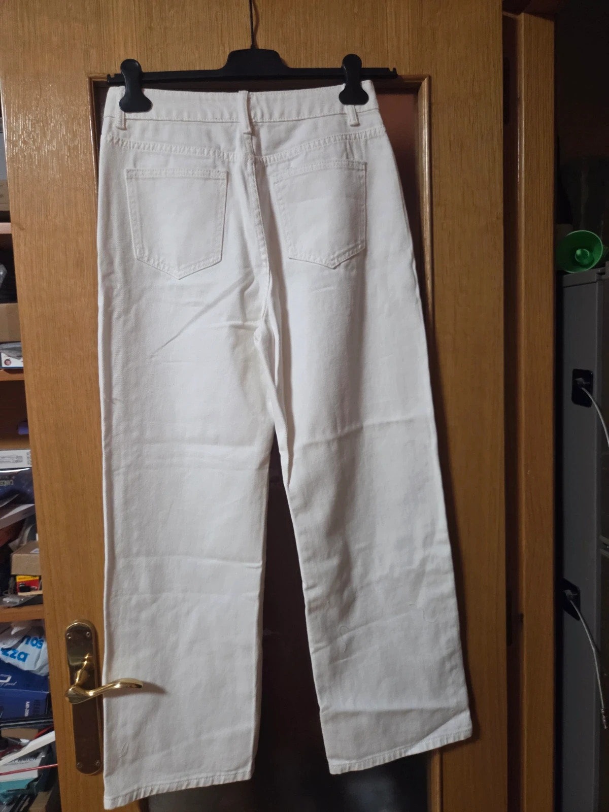 Pantalones Blancos Rectos con Tachuelas - Estilo Rockero/Boho (Talla 38 aprox.) – taille M / 38 / 10 3