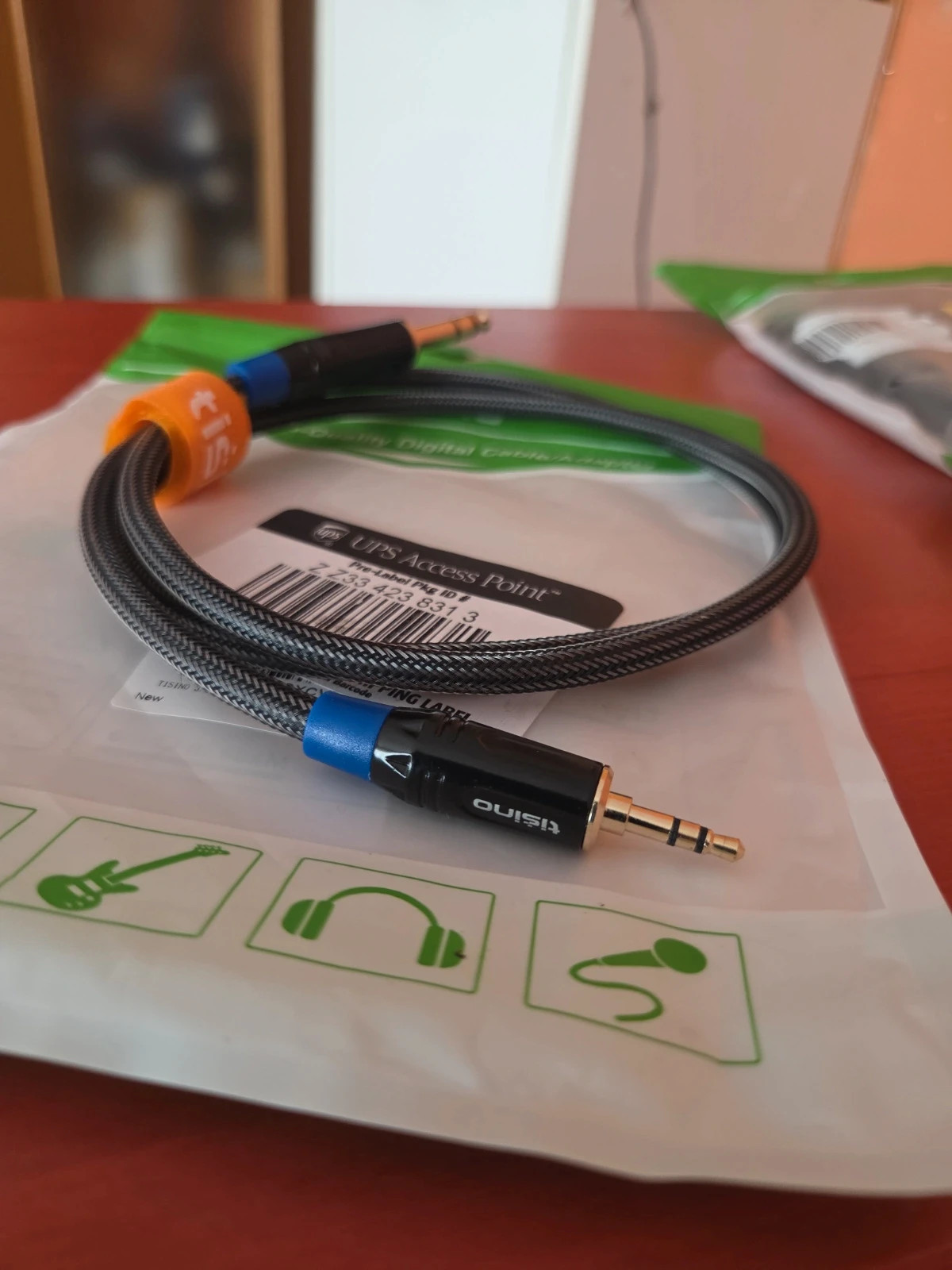 Cable Tisino Nuevo - Mini Jack 3.5mm a Jack 6.35mm TRS (1 Metro) – tisino 2