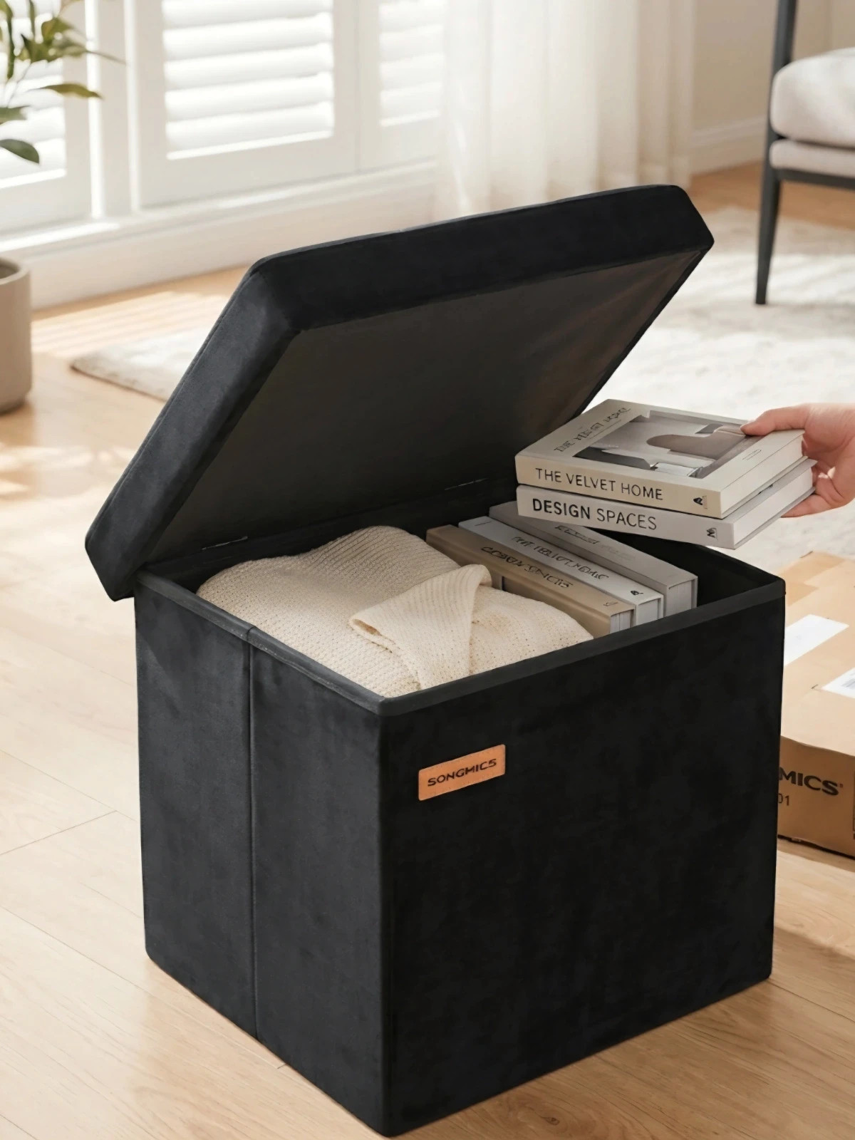 Puff de almacenaje plegable Songmics terciopelo negro (Nuevo) – Songmics 2