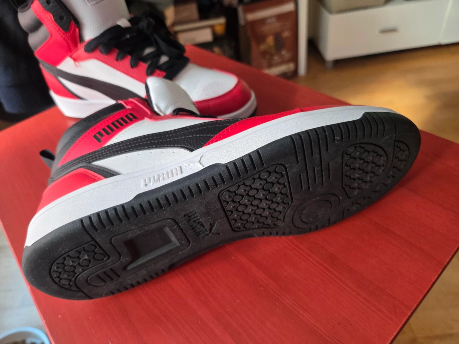 Puma Rebound Joy (Talla 39) - Rojo/Blanco/Negro - Como nuevas – Puma – taille 39 3