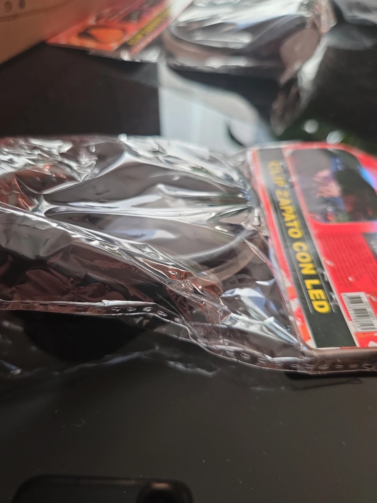 clips zapatos con luces LED – Amar Trade 3