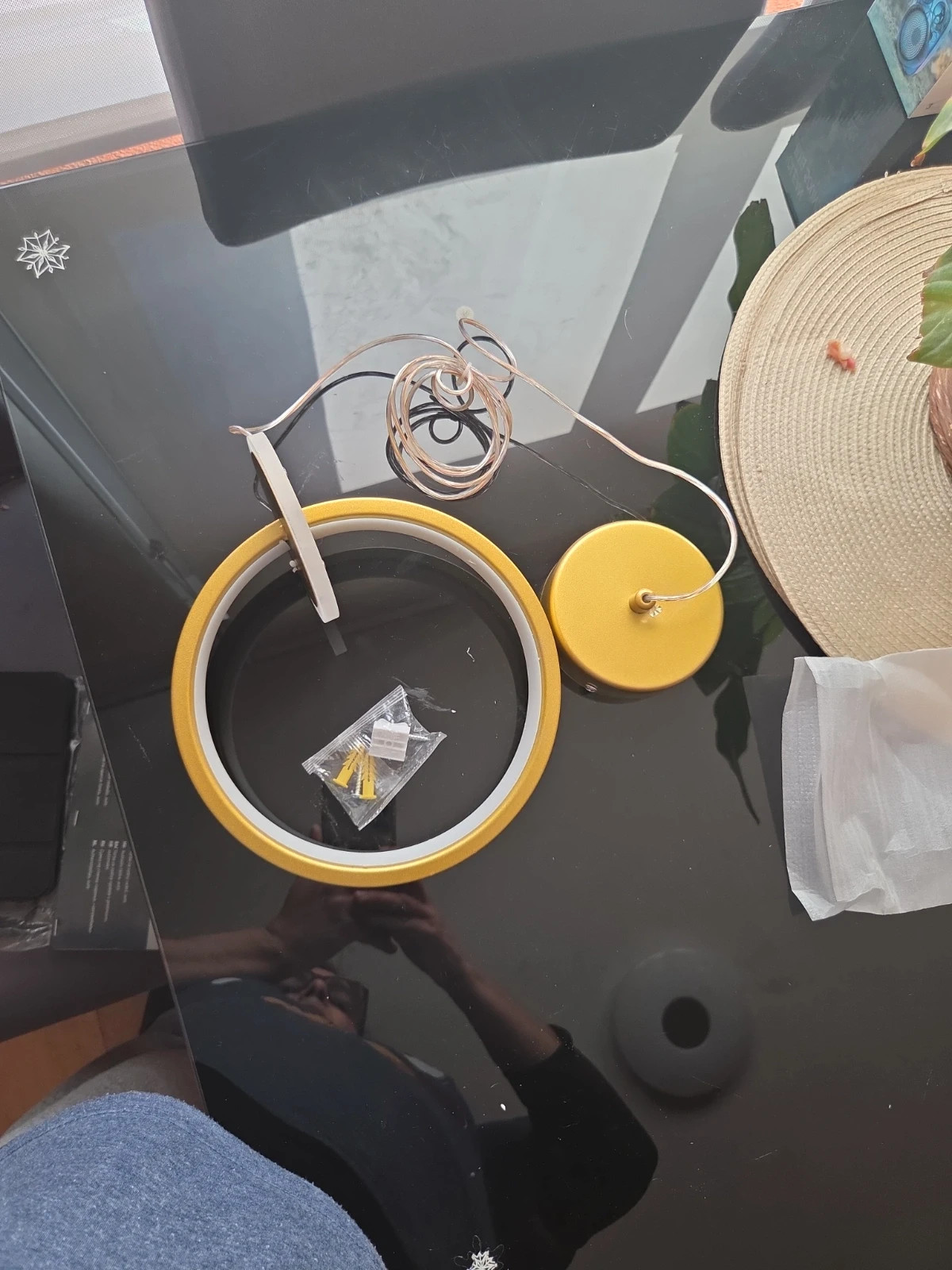 Lampara techo moderna dorada