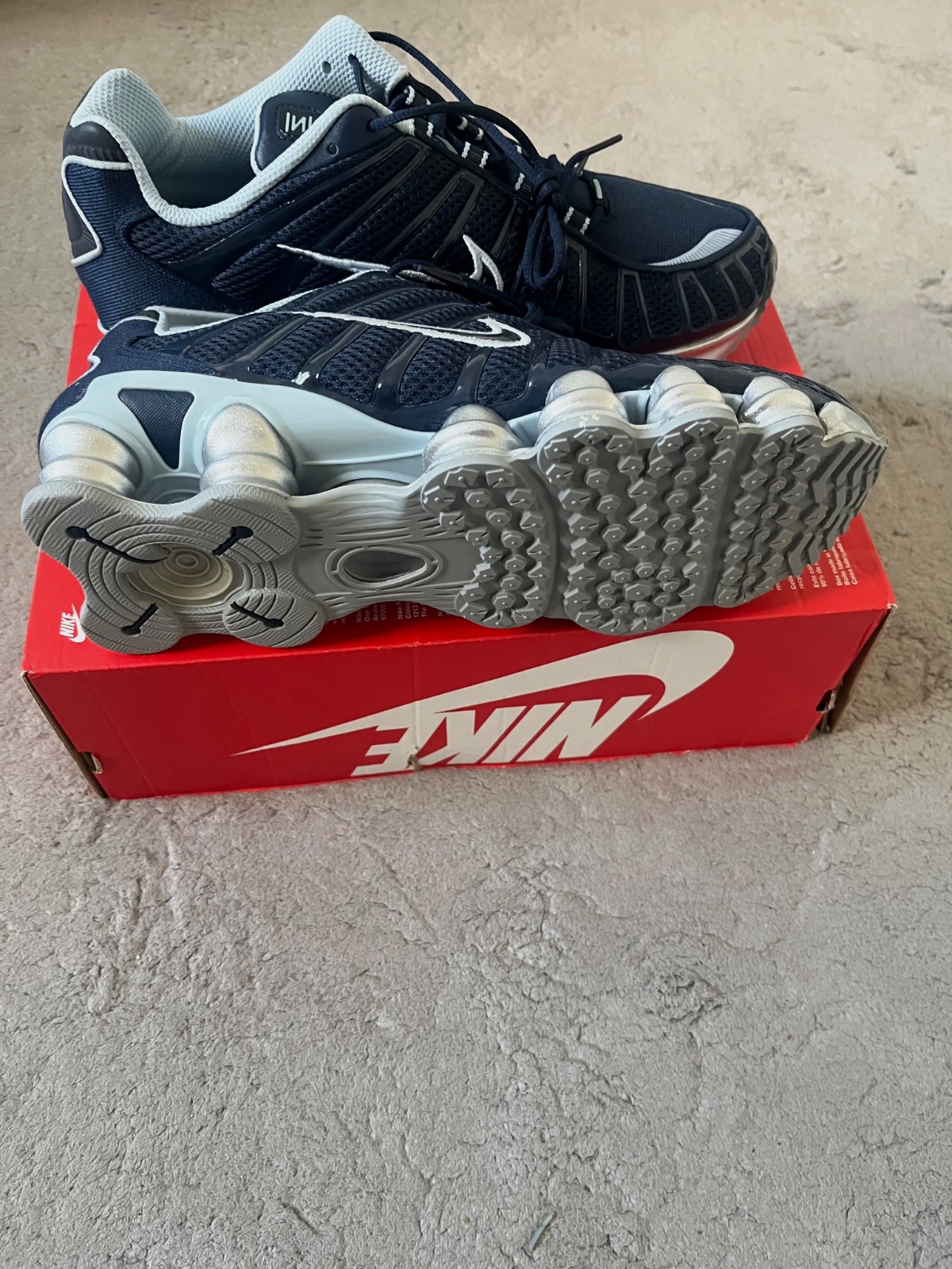 Baskets Nike Shox TL bleues et argentées – Nike – taille EU 44 4