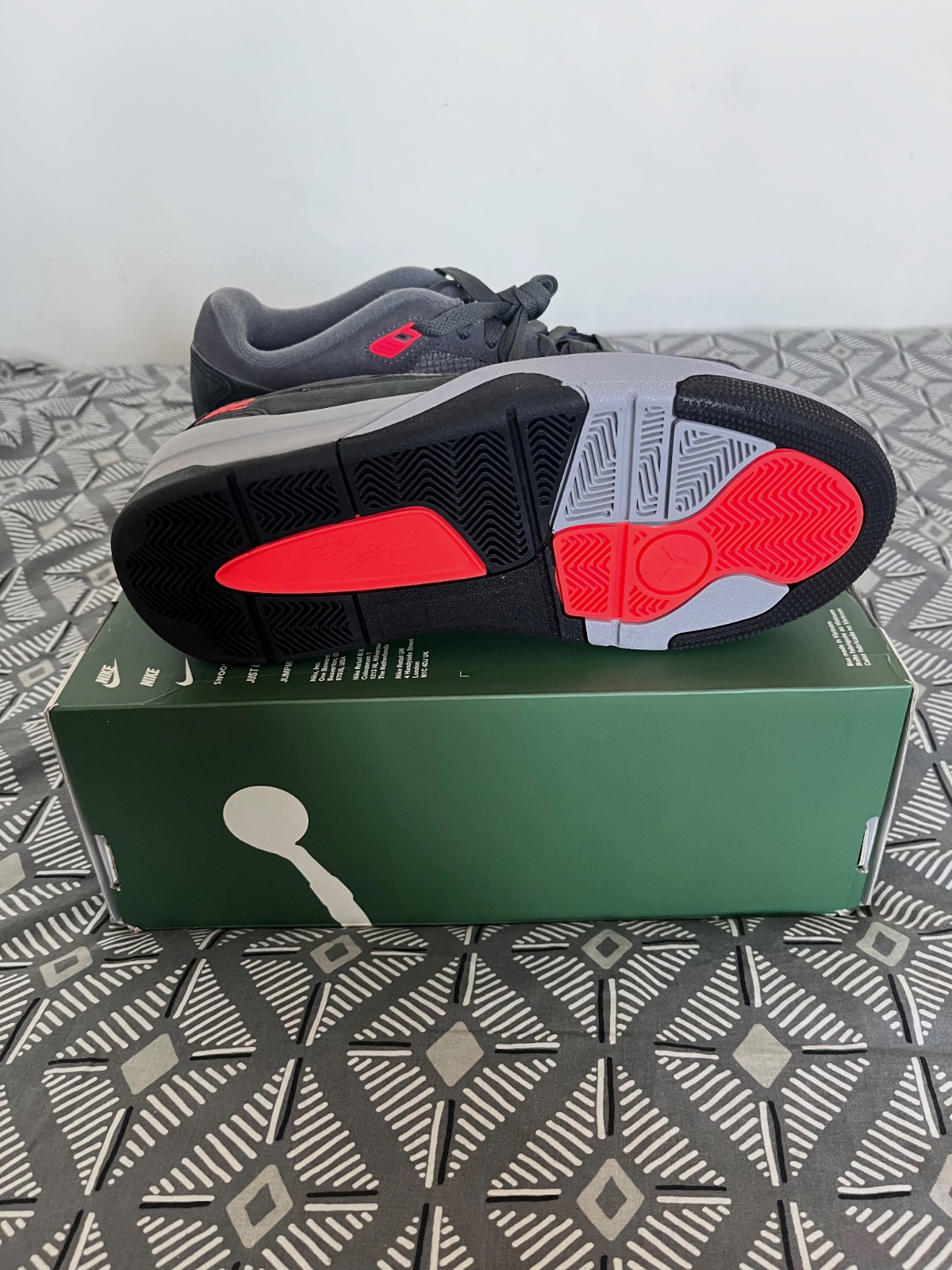 Baskets Jordan Flight Remix grises et rouges – Jordan – taille EU 41 4