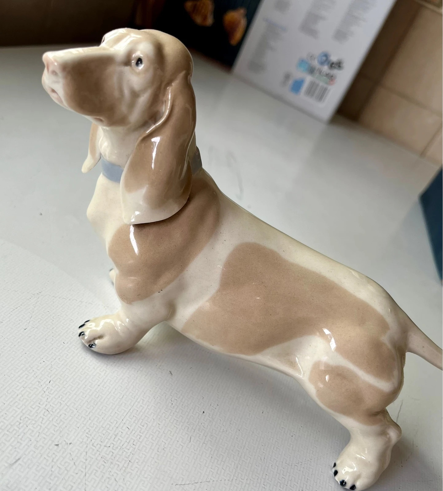 Figura de porcelana dachshund vintage