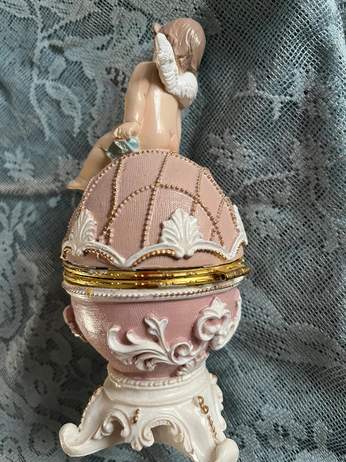 Huevo decorativo con ángel – No Label 5