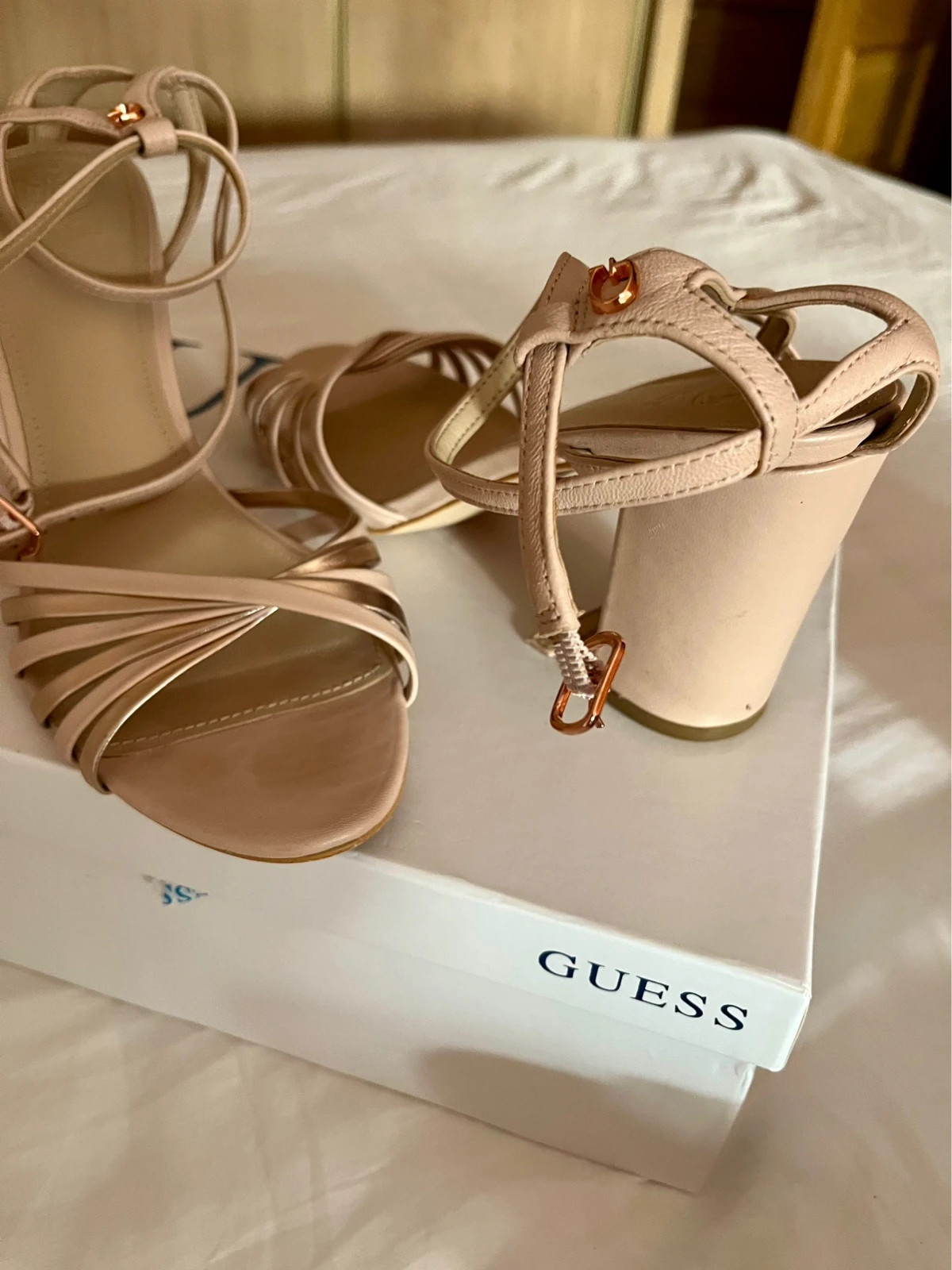 Sandalias GUESS piel – GUESS – taille 40 5