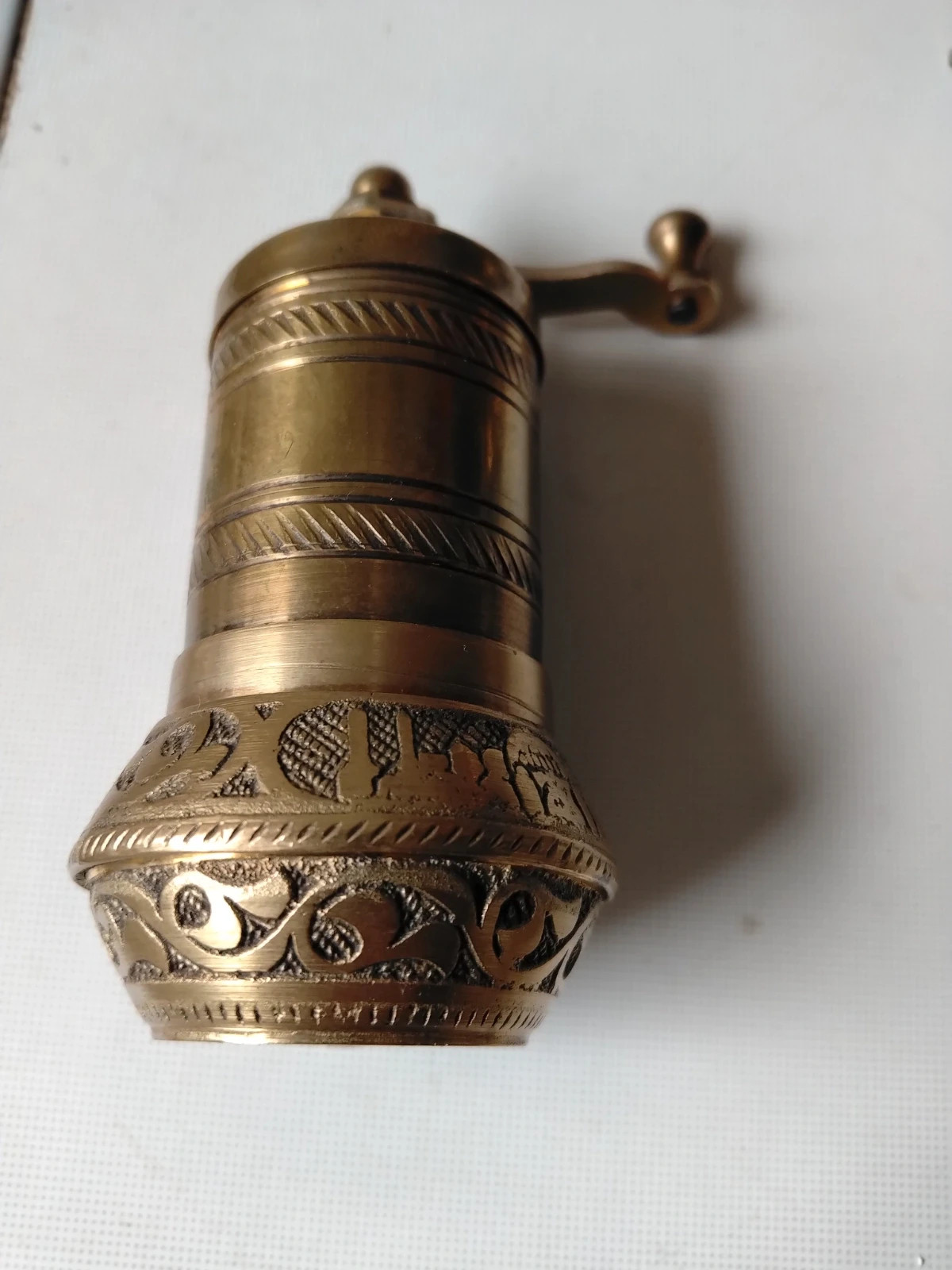 Lot laiton vintage ancien : moulin poivre épices clochette cloche aigle 2