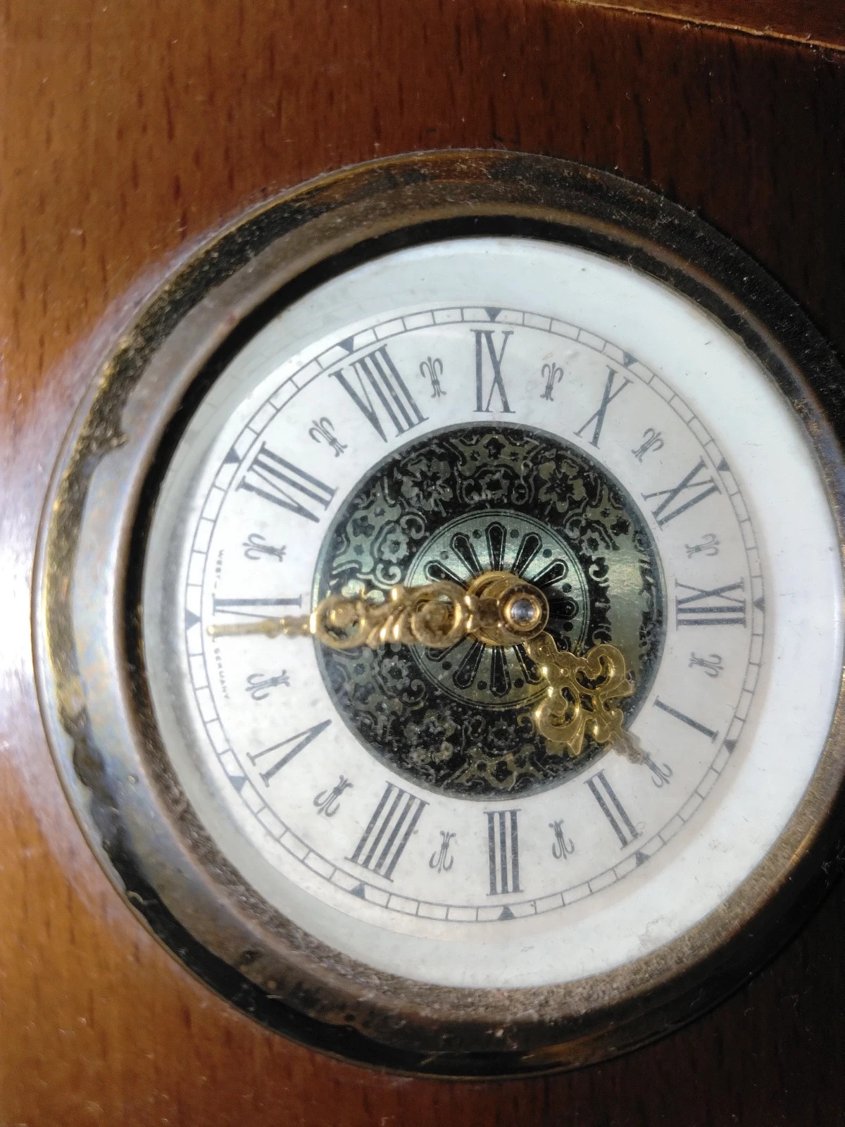 Lampe Horloge Réveil Vintage Bois Ciselé 1960 – West-Germany 3