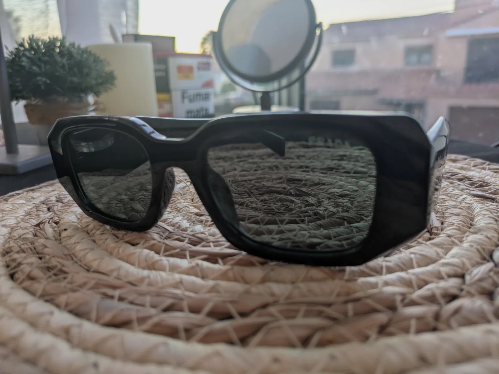 Lunettes de soleil Prada noires – Prada – noir 2