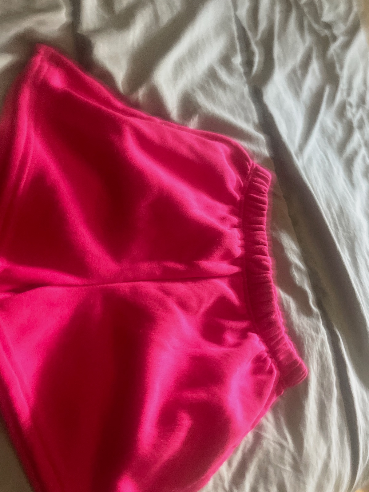 Ensemble SHEIN rose fuchsia sweat zippé et short taille S – Shein – taille S 2
