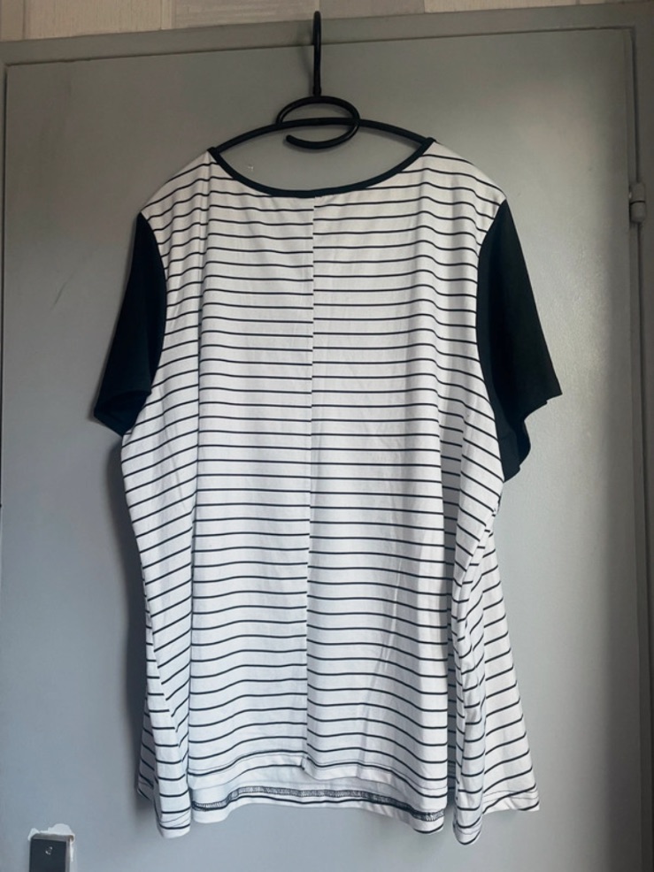 T-shirt rayé noir et blanc SHEIN taille 3XL – Shein – taille XXL 3