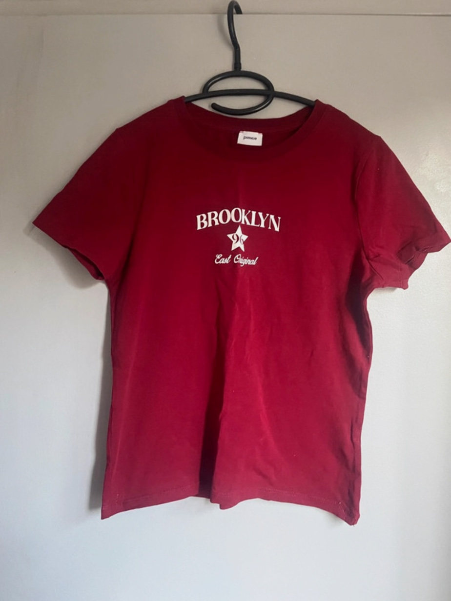 T-shirt rouge Pimkie Brooklyn 96 – Taille S – Pimkie – taille S