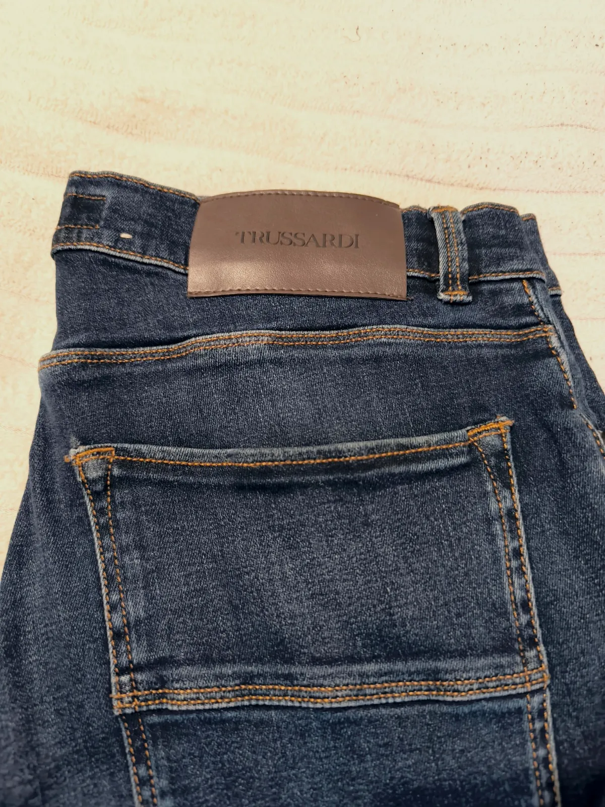 Jean bleu marine Trussardi T 40 ou L – Trussardi – taille 40 2