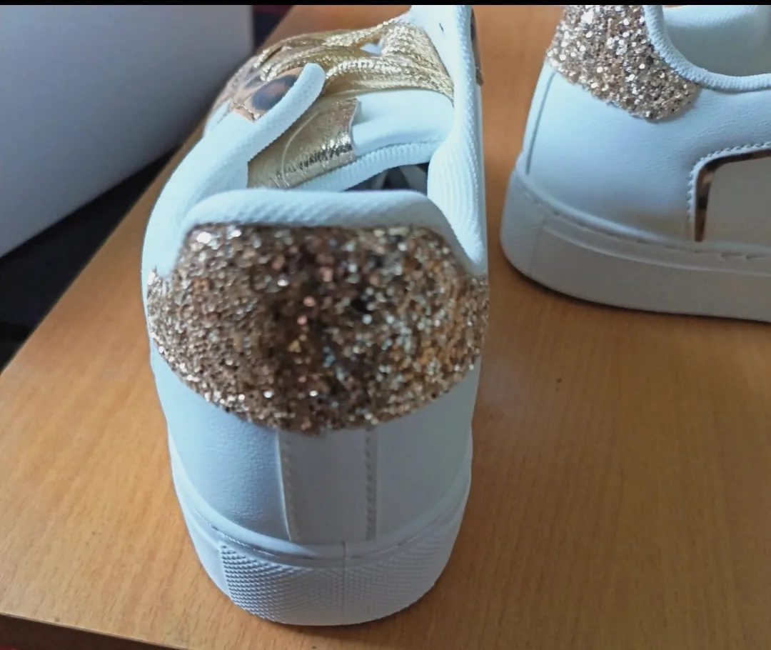 Baskets blanches à paillettes dorées et imprimé léopard – Pas de marque – taille EU 38 2