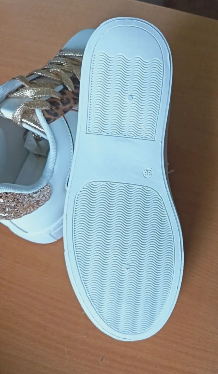 Baskets blanches à paillettes dorées et imprimé léopard – Pas de marque – taille EU 38 3