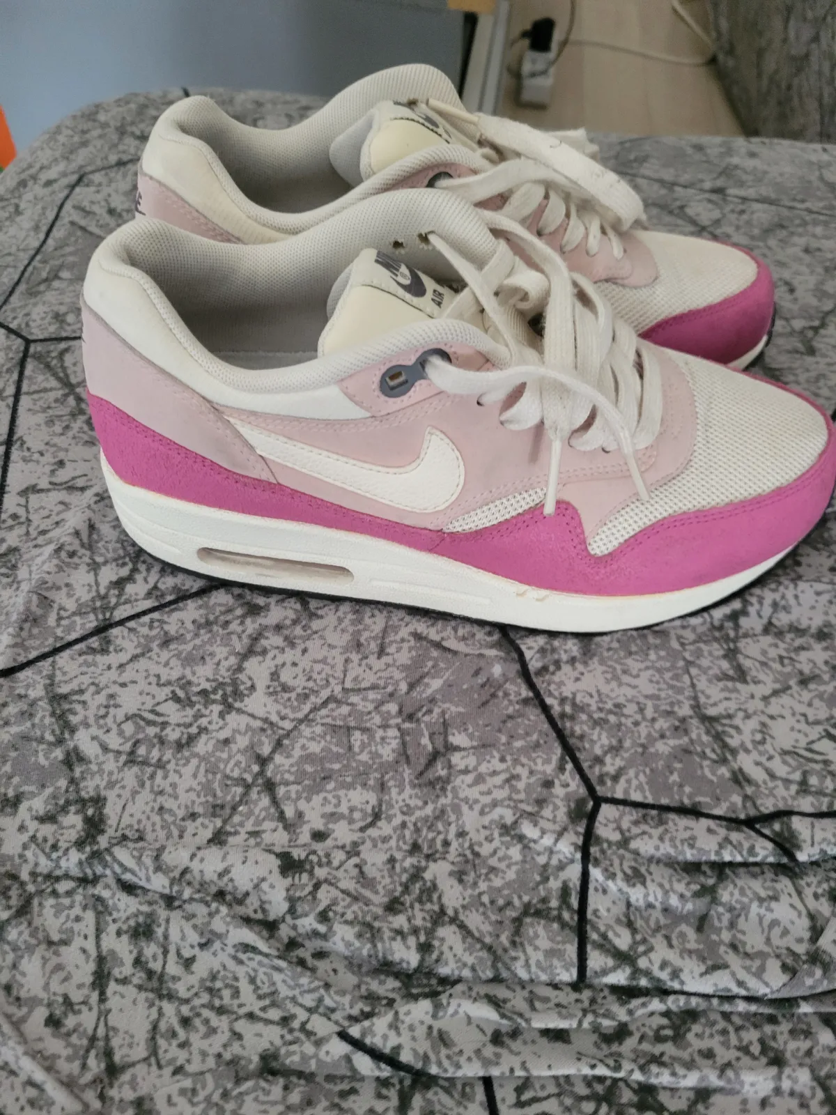 Baskets Nike air max rose  – Nike – taille EU 36 2