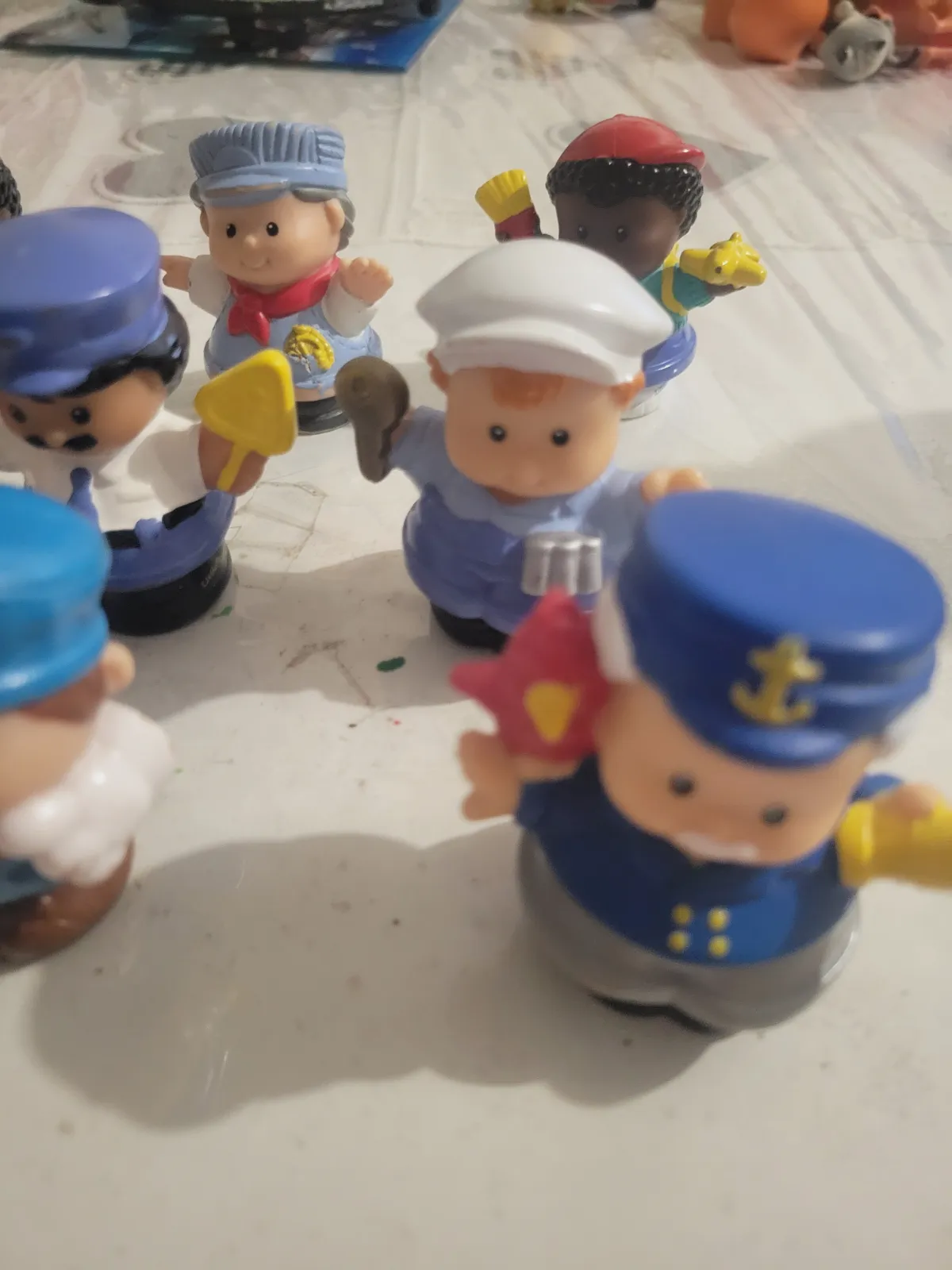 Lot de 9 personnages little People fisher price – Little People fisher price – taille 9 mois 3