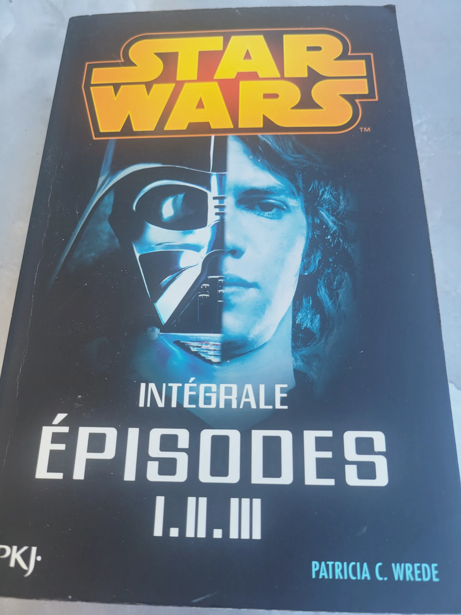 Livre stars wars intégrale épisodes 1.2.3 