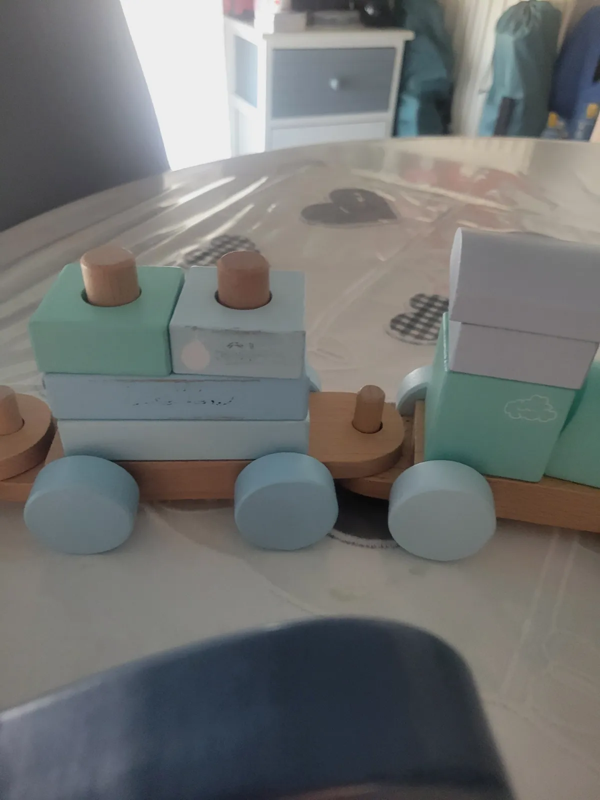 Lot de jouets en bois 1 train avec formes a empiler et 1 éléphant a tirer  – Sans marque – taille 12 mois 5