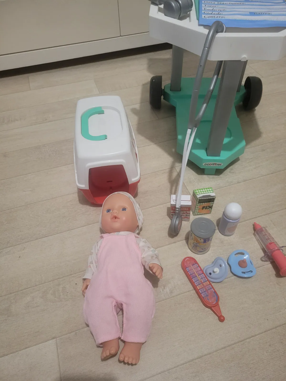 Chariot de vétérinaire avec petits chiens 1 poupée avec accessoires de docteur – Smoby – taille 24 mois 4