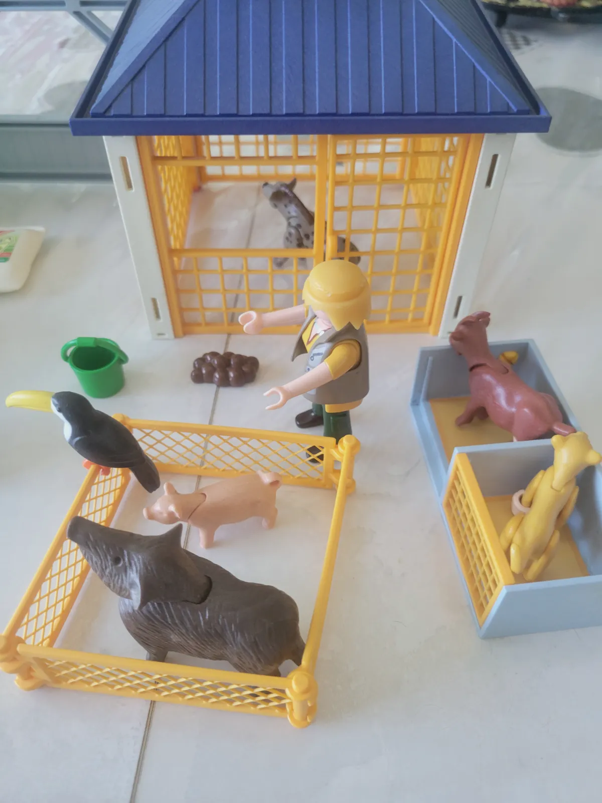 Playmobil clinique vétérinaire avec accessoires  – Playmobil – taille 5 ans 2